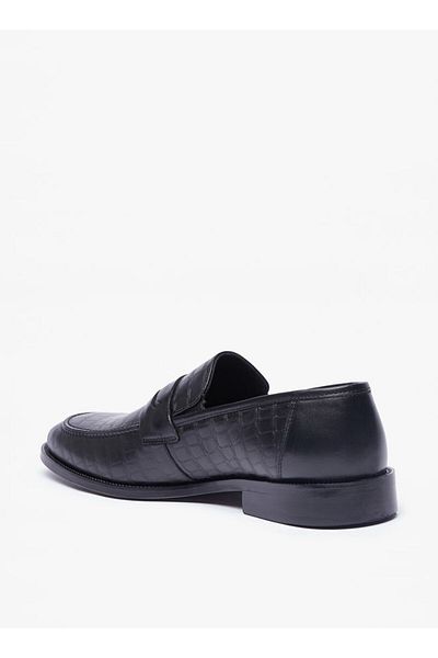 Duchini Men's Textured Slip-On Loafers