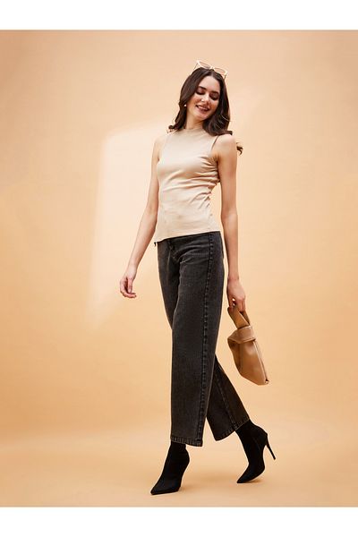 Sassafras By Styli Ribbed Side Slit Sleeveless Top