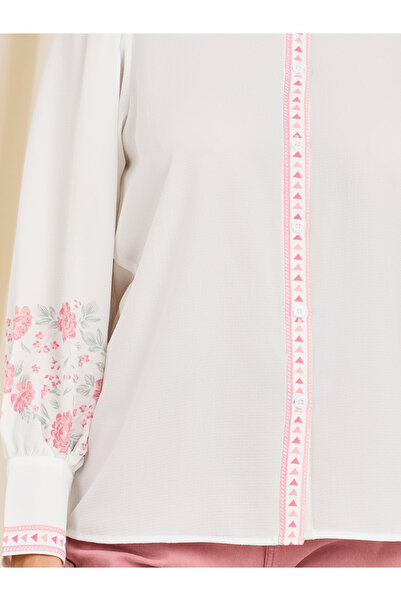 Styli Floral Print Relax Fit Shirt with Aztec Border Print