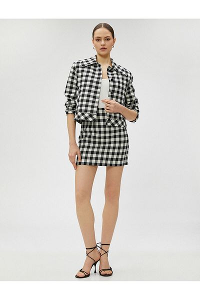 Koton Crop Jacket réteges gallér, patentos rögzítőkkel