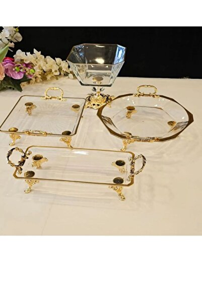 hilya 4 Pieces Cast Leg Presentation Set Gold