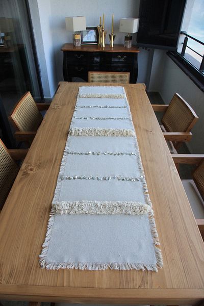 Concept Dekor Boho Runner Διακοσμητικό Χειροποίητο Ασημένιο Παγιέτες Λινό Παρουσίαση Τραπέζι Bohemian
