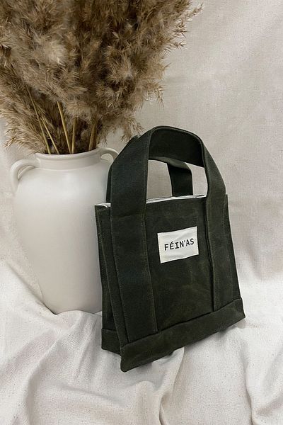 feinas Waxed Canvas Handbag - Khaki