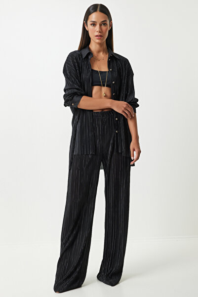 Happiness İstanbul Sada černé plisované košile a kalhot - FN03221