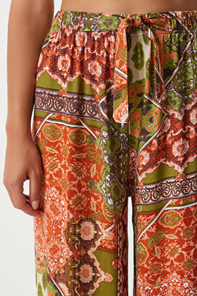 Happiness İstanbul Dámské kalhoty Palazzo se vzorem zelené dlaždice - EN00606