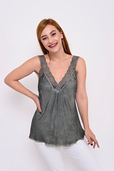 Park Moda 21336 Bluză din dantelă cu bretele cu decolteu în V