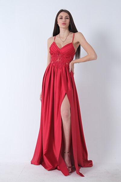 Feminist Yırtma Detaylı İp Askılı Saten Abiye Elbise Kırmızı 9704981