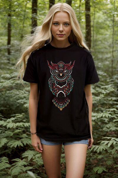 The Baski Tricou negru unisex vintage cu mânecă scurtă cu imprimeu Noble Owl