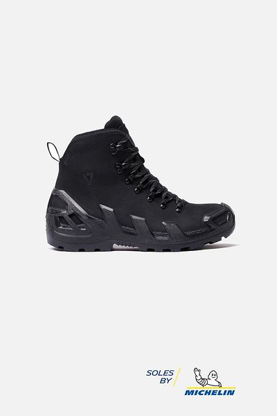 Vaneda 1240 V-Clutch Michelin Pro Mid Nubuck Black Women's Boots