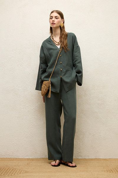Manuka Green Linen Trousers - Pocketed and Comfortable