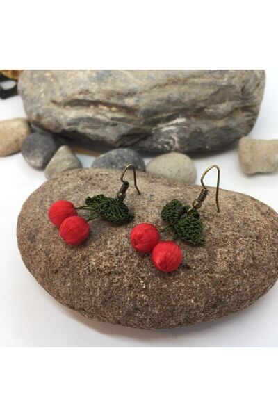 Porsuk Alternatif أقراط التطريز اليدوية