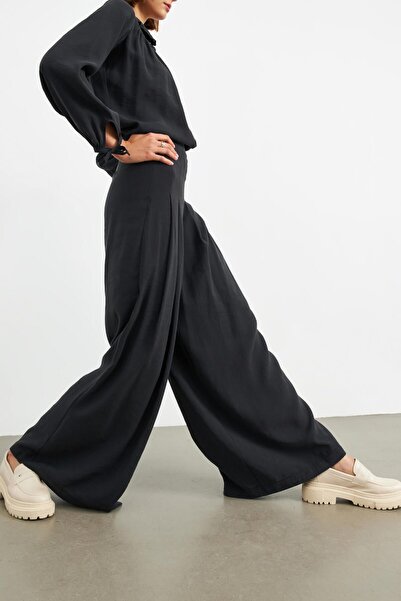 STELLA PULVIS Siyah Pileli Yüksek Bel Modal Palazzo Pantolon