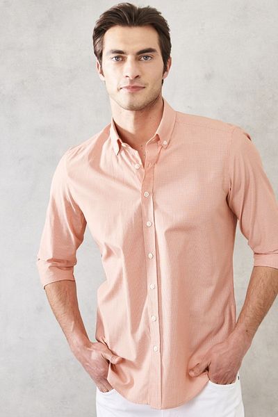 AC&Co / Altınyıldız Classics Orangefarbenes Slim-Fit-Hemd für Herren aus Oxford-Baumwolle mit Knopfkragen und Gingham-Karomuster