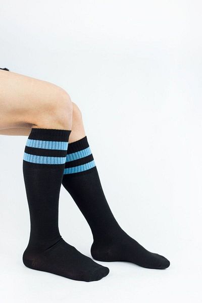 Design Socks Дамски сини раирани памучни чорапи до коляното, черни - Чорапи с шарки