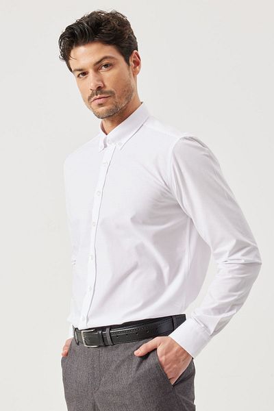 ALTINYILDIZ CLASSICS Pánská bílá košile Slim Fit s úzkým střihem a knoflíkovým límečkem se vzorem