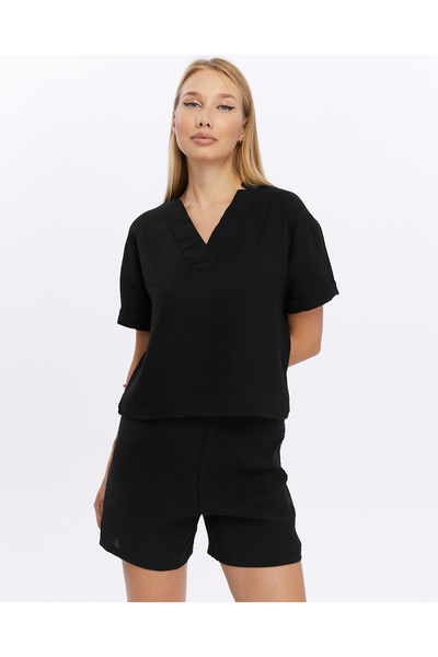 İkmal Γυναικείο Σετ λινό σορτς με λαιμόκοψη V