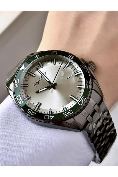 Ferrucci Men's Metal Band Wristwatch