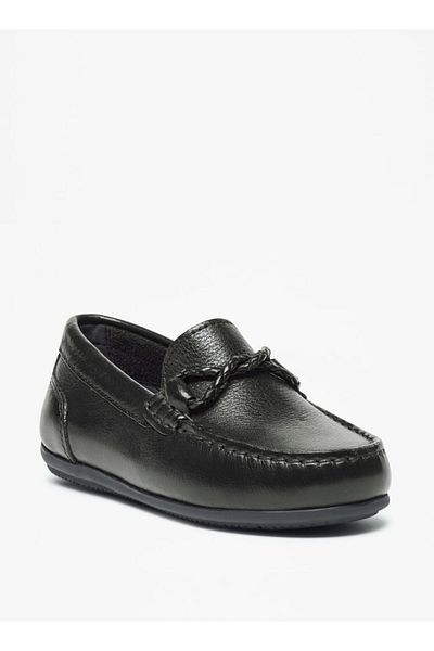 Mister Duchini Solid Slip-On Moccasins with Textured Trim