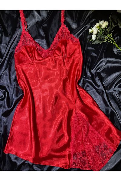 Le Tonnerre Red Satin Reality - Plus Size, Slit and Lace Detail