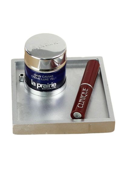 Evene Organizator de machiaj Culoare argintie Organizator de machiaj cosmetic Model 10