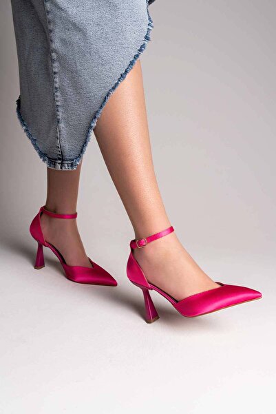 oyyo Saten Bilek Bağlamalı Topuğu Kapalı Günlük Şık Topuklu Ayakkabı