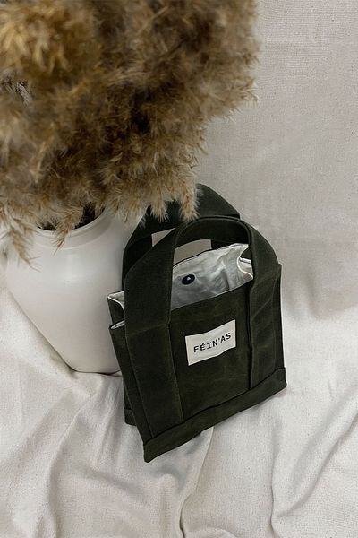 feinas Waxed Canvas Handbag - Khaki