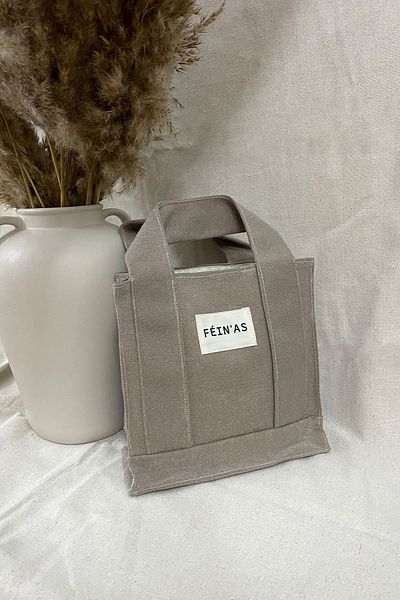 feinas Waxed Canvas Handbag - Beige