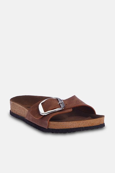 TRENDYOL SHOES Barna egypántos női papucs TAKSS24TE00005