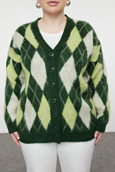 Trendyol Curve V-Neck Green Diamond Patterned Knitwear Cardigan - TBBAW25AV00004