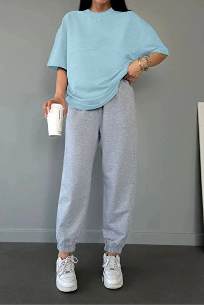 over head oh Set tricou și jogger supradimensionat Baby Blue - Femei