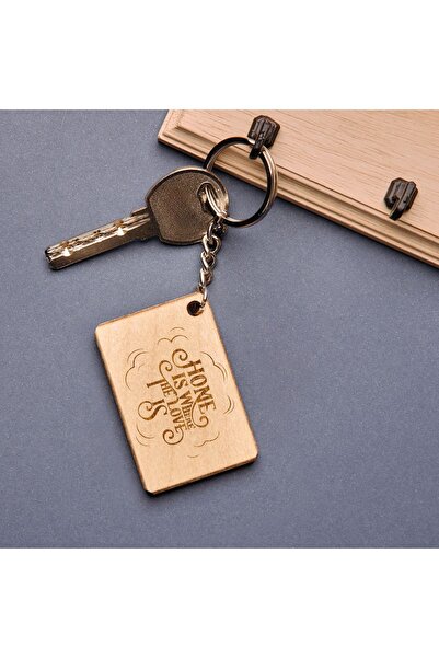 Hediyesepeti المنزل هو المكان الذي يوجد فيه الحب عبارة عن سلسلة مفاتيح خشبية