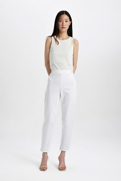 DeFacto Satin-Zigarettenhose – normale Taille, elastisch, gerades Bein J8743az24sm