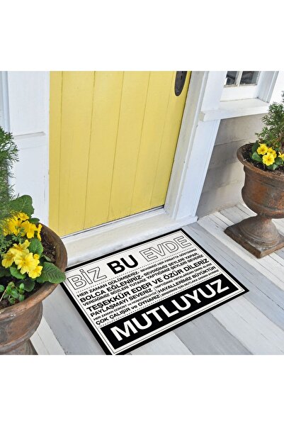 Hediyesepeti Biz Bu Evde Mutluyuz Mottolu Kapı Önü Paspası 40 X 60 Cm Yırtılmaz, Silkeleyebilir, Süpürebilirsiniz