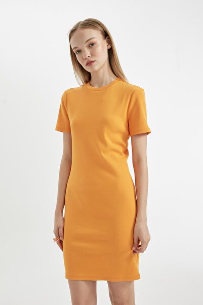 DeFacto Coool Bodycon Vücudu Saran Bisiklet Yaka Fitilli Kaşkorse Kısa Kollu Mini Elbise C1503ax24sp