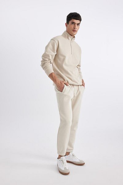 DeFacto Jogger Sweatpants Standard Fit Basic ίσια μέση με κορδόνια ελαστική με τσέπες στα πόδια A6468ax23au