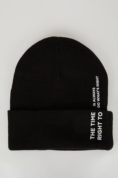 DeFacto Men's Knitwear Beret - A5068ax23wn Model