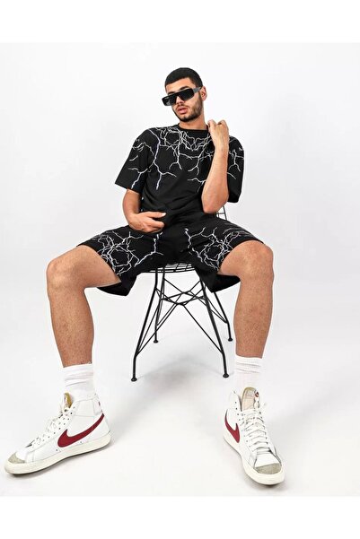 Sekizbiraltı Yıldırım Baskılı Oversize Siyah Unisex Tshirt