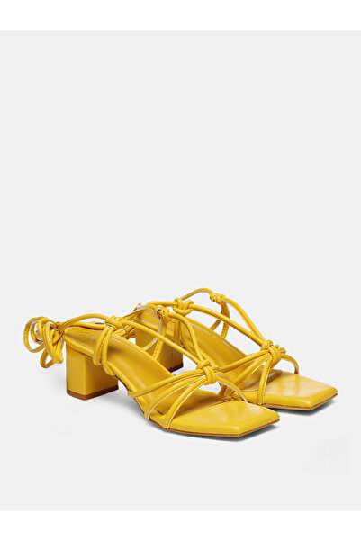 GNIST By Styli Tie Up Knot Strap Block Heel Sandals