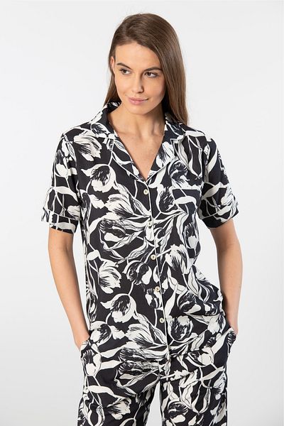 TÜREN Viscose Women's Pajamas Set - Shirt Collar, Button, Short Sleeve and Print
