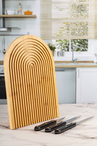 Lizzy Bread Cutting and Presentation Board Set - Bamboo Cut