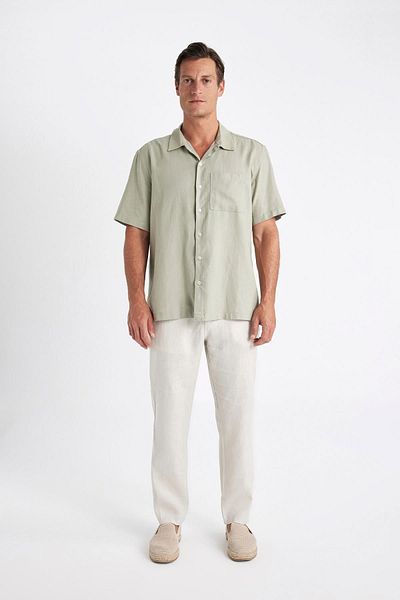 DeFacto Sommer-Polo – Basic-Solid-Kurzarmhemd aus Leinenmischung, entspannte Passform, C1110ax24sm