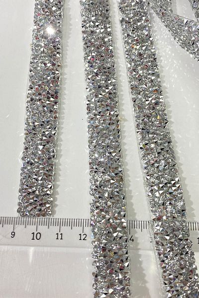 Hayalperest boncuk Silver Colored 1.5cm Thin Iron-On Stone Strip Decor Sconce