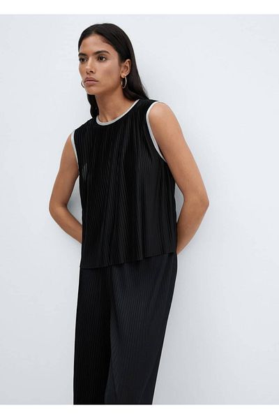 MANGO Woman Sleeveless Pleated Blouse
