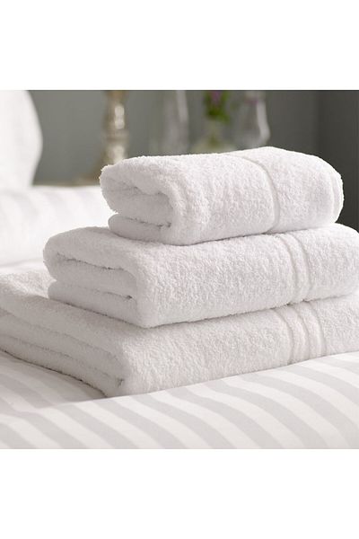TEXTILE COLORS 90x150 Cm White Channeled Oversize Towel - 1 Piece