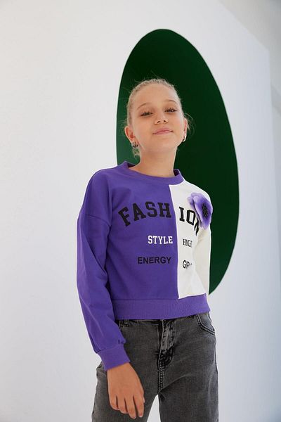Little Star Girl's Fashion Style Colorful Sweatshirt with Accessories