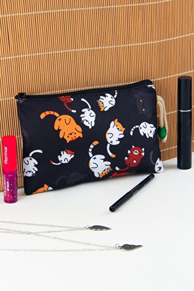 BYBAG Средно голяма чантичка за гримове с цип и шарка на сладка котка - 12 см x 20 см