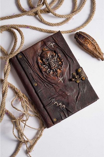 GUETTA Handmade Genuine Leather Daily Scrapbook Shamua Paper Skull Pattern