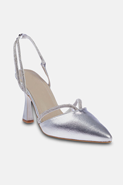 TRENDYOL SHOES Kovově stříbrné dámské boty na podpatku – pásek ke kotníku, TAKSS24TO00014