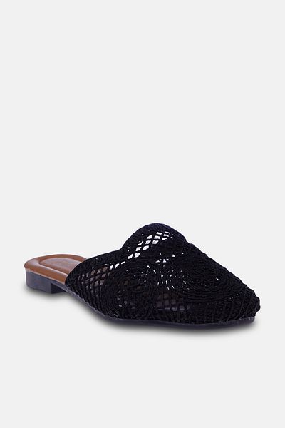 TRENDYOL SHOES Czarne dzianinowe, szczegółowe damskie kapcie typu mule TAKSS24TE00000
