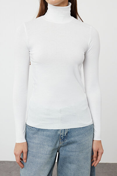 Trendyol Collection Thin Knitwear Ecru Sweater - Transparent Look TWOAW25KZ00062